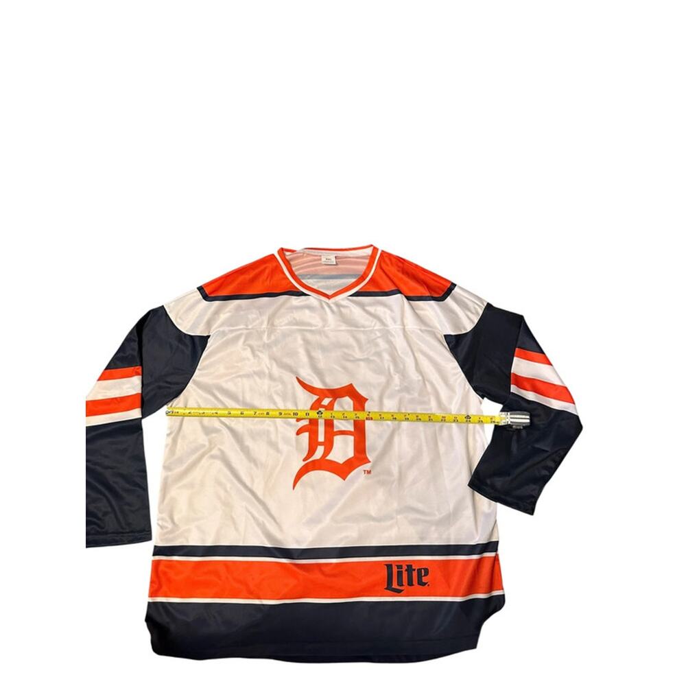 Detroit Tigers 2XL Hockey Jersey - Picture 5 of 11